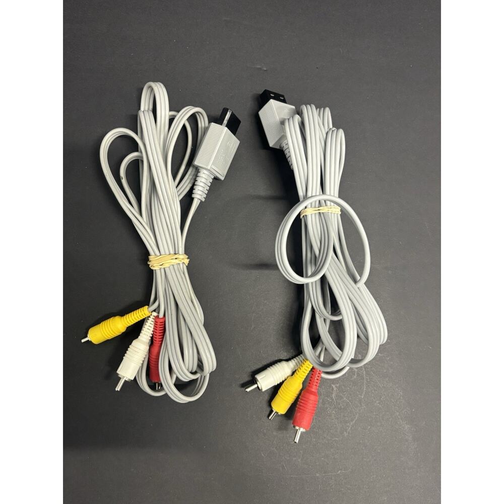 (2) Official OEM Nintendo Wii Audio Video AV Cable Cord - Tested & Cleaned